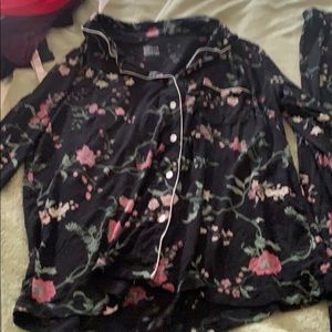 Flowered modal and spandex pajama set